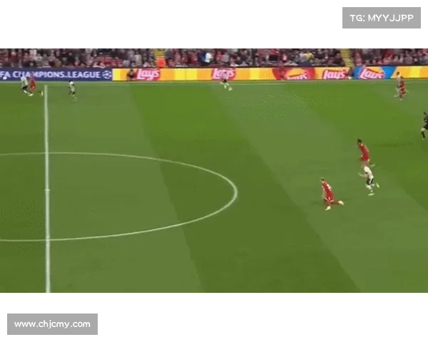 全面解析萨拉赫场上位置与技术特点揭示他为何能成为进攻核心